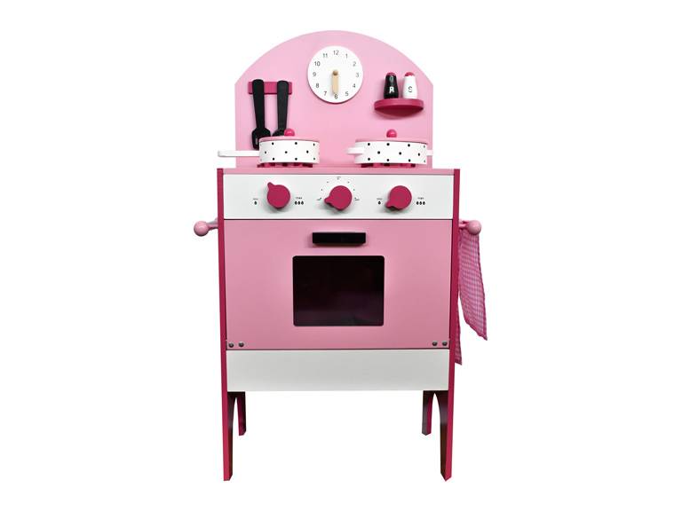 Cocina de madera rosada con accesorios